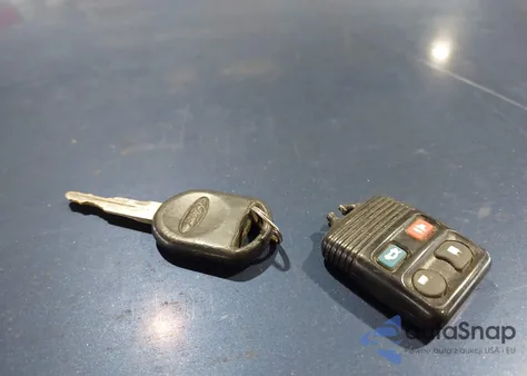 2006 Ford Five Hundred Sel from USA, damaged, VIN 1FAFP27186G136995